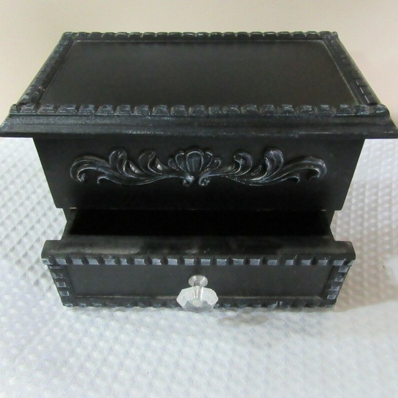 Decorative Wooden Box Vintage - Picture 1 of 8